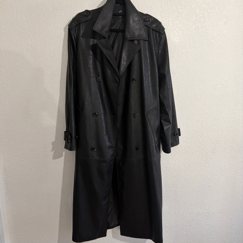 MUST GO Mango Black Leather Trench Coat
